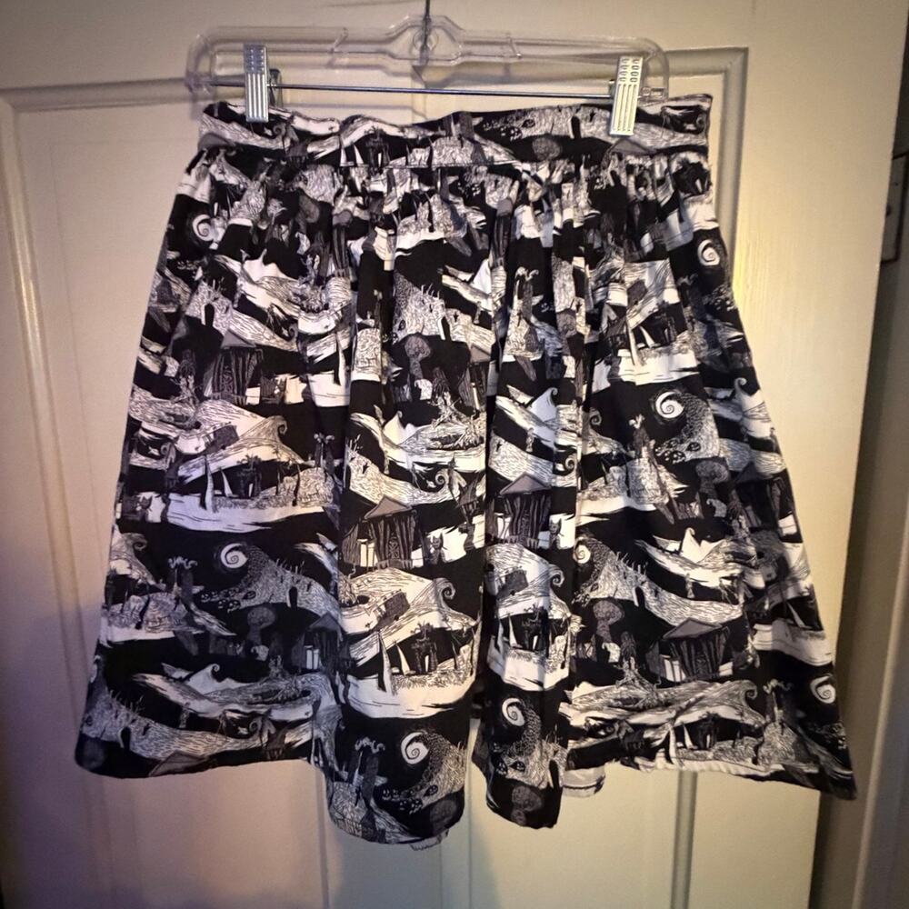 Disney Store Nightmare Before Christmas Skirt large New NWT